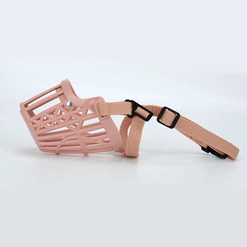 Adjustable dog muzzle